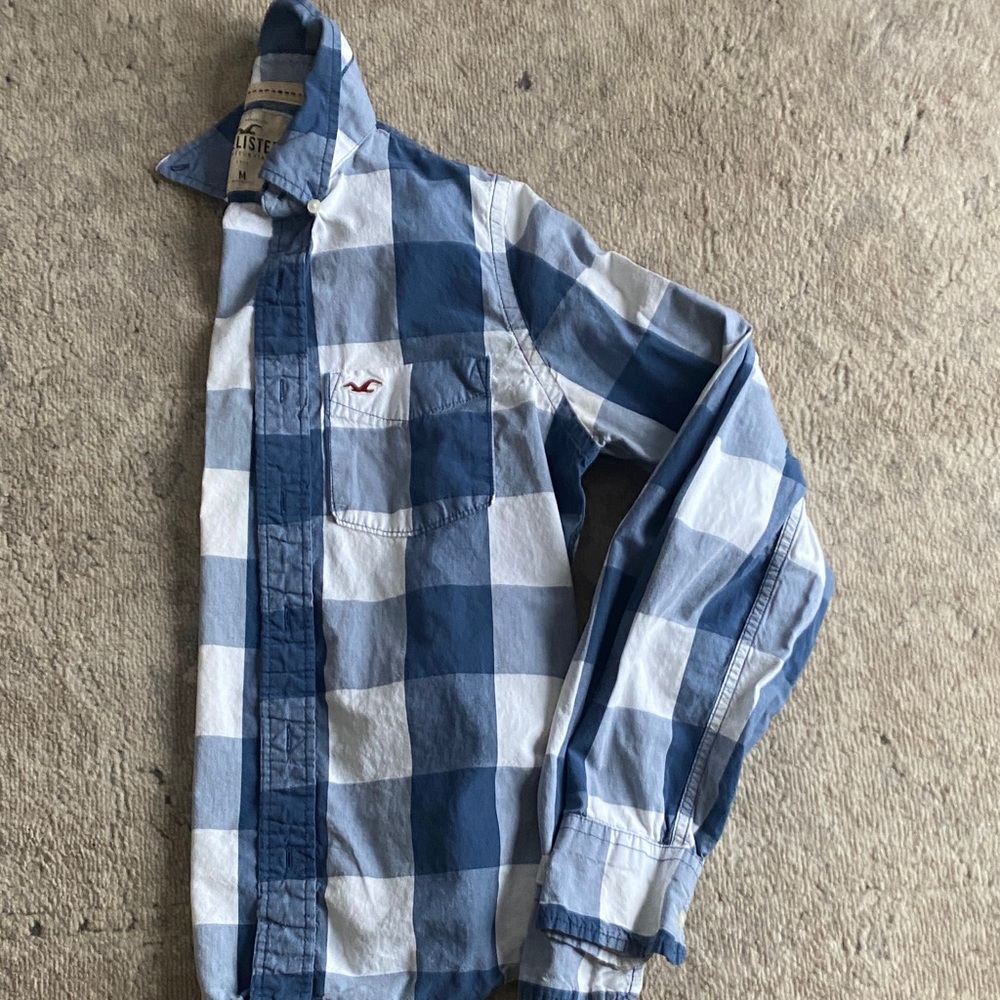 Men’s medium Hollister shirt checkered button up